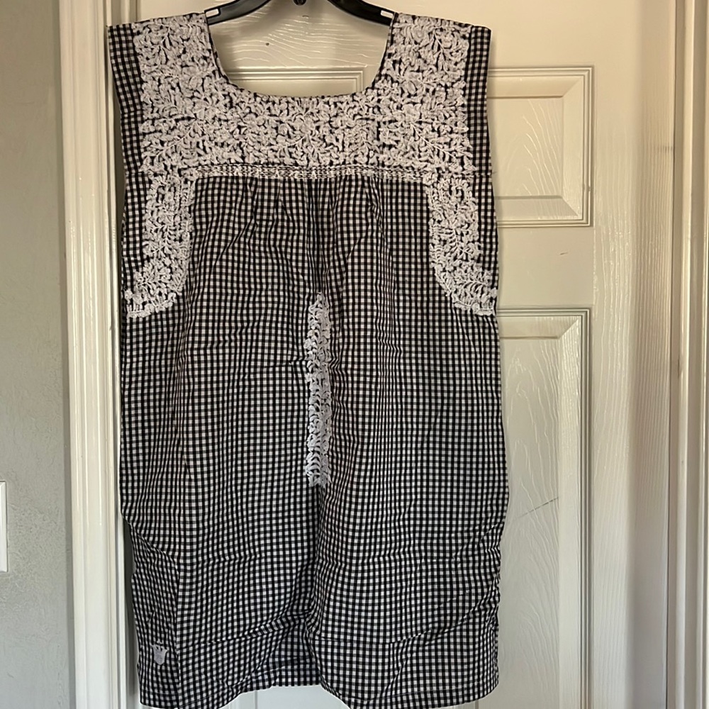 J Marie Mexican Embroidered Dress